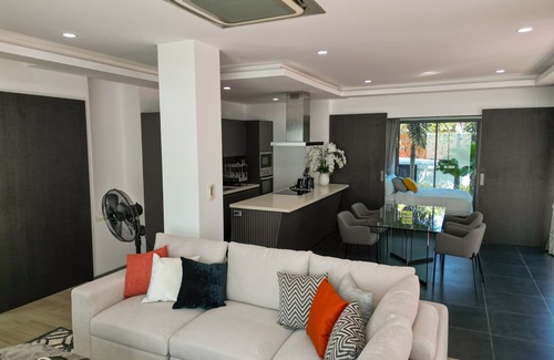 Ban Saiyuan Casa | Legend most Luxurious 6Bedroom Seaview