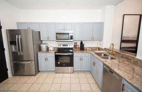 Red Hill Villa | Legends 4408 Unit C