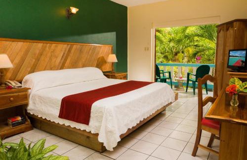 Negril Hotel | Legends Beach Resort