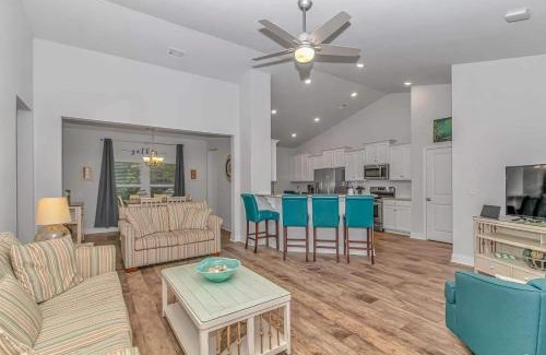 Red Hill Casa | Legends Resort Home with Golf, Family Stay