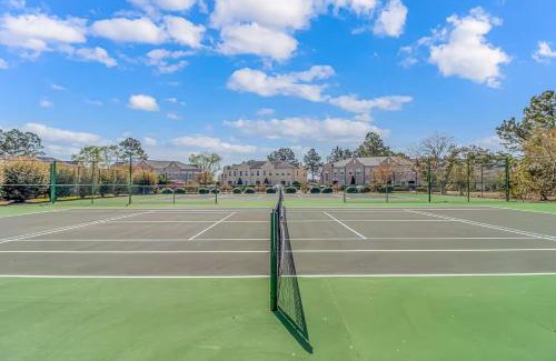 Red Hill Casa | Legends Resort Home with Golf, Family Stay
