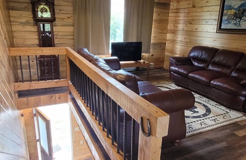 Wapiti Casa | Legg Ranch Bunkhouse Close to Yellowstone