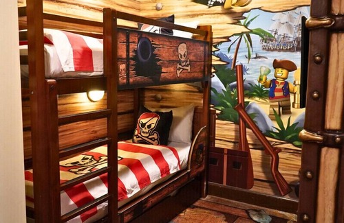 Carlsbad Hotel | LEGOLAND California Hotel