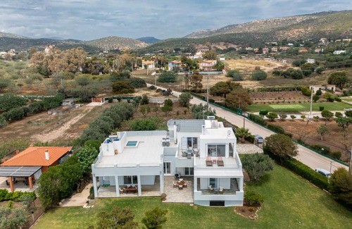 Legrena Casa | Legrena Beach House