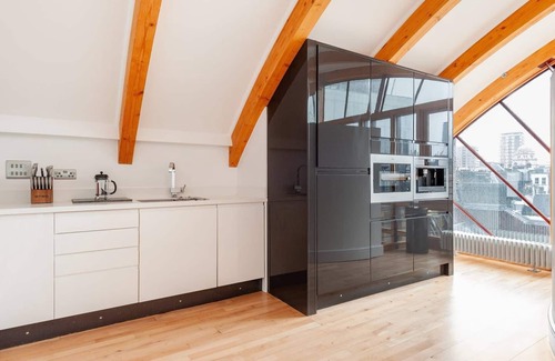 Chinatown Apartamento | Leicester Square 3BR Penthouse w / Terrace & Lift