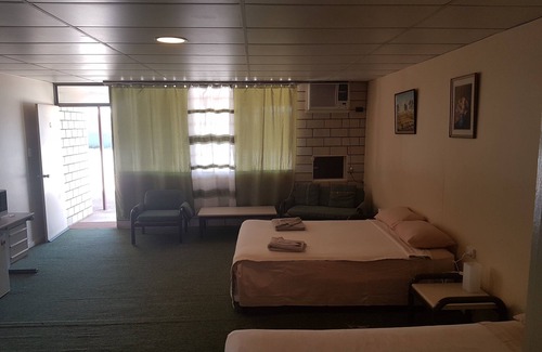 Cloncurry Hotel | Leichhardt Hotel Motel