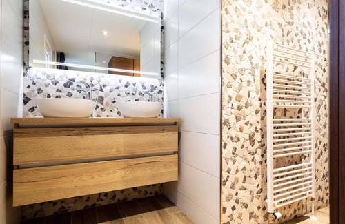 Beekbergen-West Chalet De Esquí | ✓ Leijhoeve XL at Recreatiepark Beekbergen ✓ Holiday home for 4 persons ✓ Located in Beekbergen (Gelderland) ✓ Holiday park on the Veluwe ✓ Book directly through the park