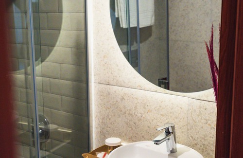 Ayvalik Hotel | Leila Cunda Hotel & Coffee