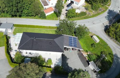 Mandal Apartamento | Leilighet 1 og 2 - Mandal, Norges sørligste kommune