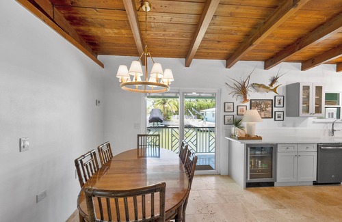 Lower Matecumbe Key Casa | Leisure Inn Islamorada - 3/2 canal home on a double lot, bring all of the toys!