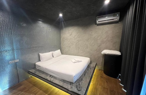 Hin Lek Fai Casa | Leleaf