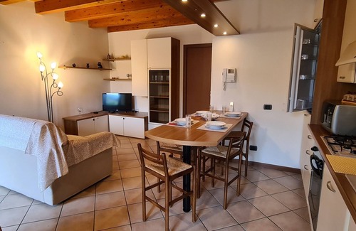 Sarnico Apartamento | Lella's house in residence with pool