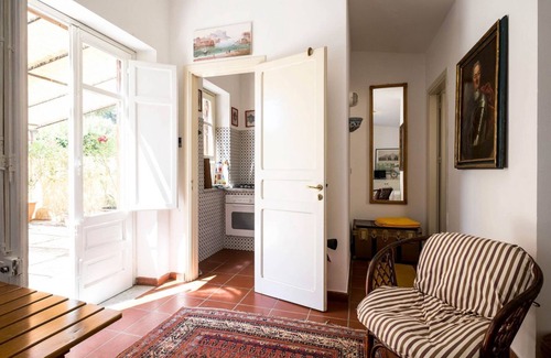 Bagheria Casa | "Lemon Cottage apt inside Villa Trabia - Villas en alquiler en Bagheria, Sicilia, Italia"