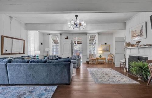 Pawleys Island Casa | Lemon LaBruce 6 Bdrm Oceanfront Beach House
