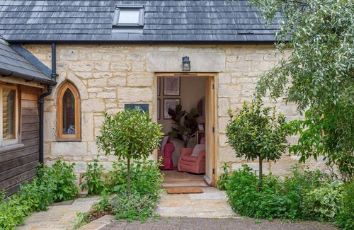 Painswick Cabaña | Lemon Tree Cottage - Luxury Cottages