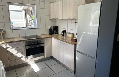 Franschhoek Cabaña | Lemon Tree Cottage