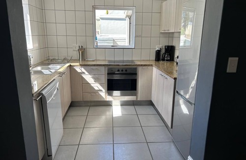 Franschhoek Cabaña | Lemon Tree Cottage