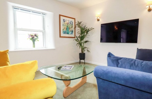 Mylor Bridge Cabaña | LEMON TREE, family friendly, country holiday cottage in Mylor Bridge