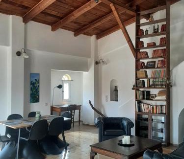 Filiatra Casa | Lemon tree