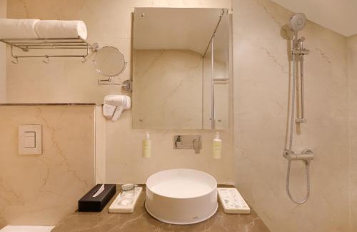 Kumarhatti Hotel | Lemon Tree Hotel, Kasauli