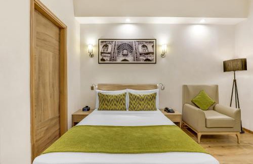 Sector 29 Hotel | Lemon Tree Premier City Center
