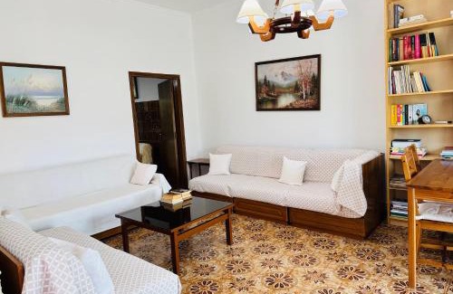 Kalavarda Casa | Lemon tree's house