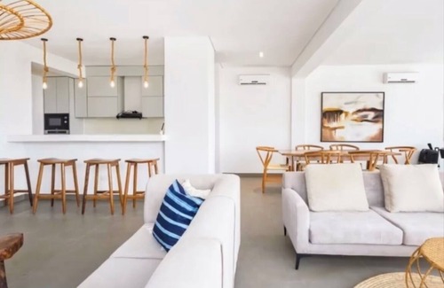 Amuwo Odofin Apartamento | Lemon7 Beach House
