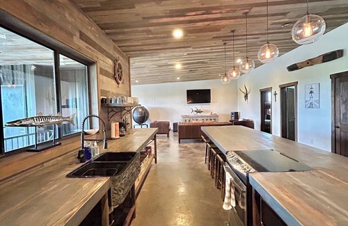 Boothville-Venice Cabina | Lemonfish Lodge, Venice, sleeps 10-12