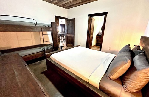 Boothville-Venice Cabina | Lemonfish Lodge, Venice, sleeps 10-12