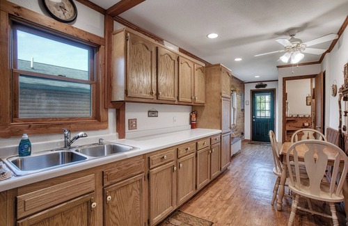 Butternut Cabina | Lena's Northern Pines Resort