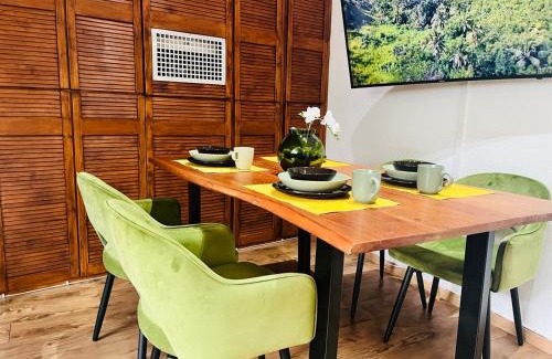 Kaiserslautern Apartamento | LENASTAY I Apartment mit Parkplatz & High-Speed-WLAN Zentrum Kaiserslautern