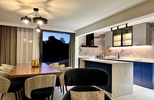 Kozino Apartamento | Leonarda Waterfront Residences
