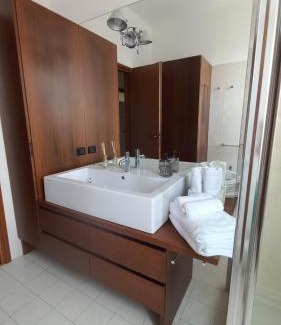 Sesto Calende Apartamento | Leonardo APT Business & Leisure
