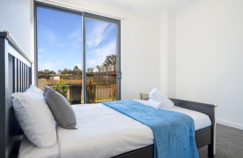 Austral Casa | Leppington/4室私密别墅/交通便利/带热水浴缸/大草坪/带车库/温馨舒适