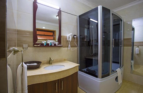 Bisil Cabina | Lerruat Log Resort
