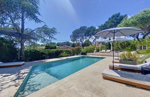 Boulouris-sur-Mer Casa | "LES ALIZES" Côté PISCINE PROCHE BORD DE MER