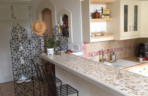 Graveson Otro | Les Alpilles St Rémy de Provence charming house with garden and pool 0661593020