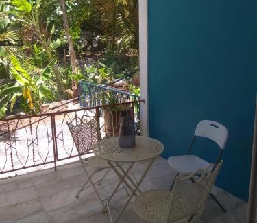 Port Mathurin Cama Y Desayuno | Les Antigones