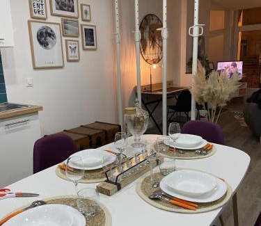 Villeneuve-sur-Lot Apartamento | Les Apparts de la Bastide 35A