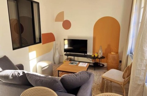Villeneuve-les-Avignon Apartamento | LES ARCHES - BELLE DECORATION - WIFI - AC CLiM