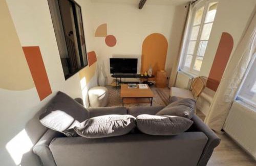 Villeneuve-les-Avignon Apartamento | LES ARCHES - BELLE DECORATION - WIFI - AC CLiM