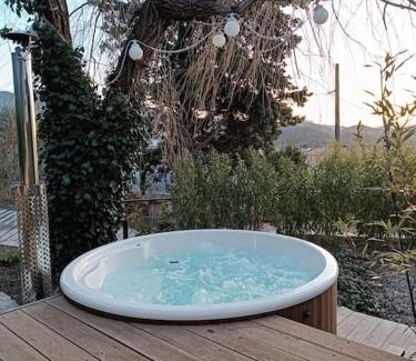 Saint-Zacharie Apartamento | Les Bains de St Clair - Chambre Bain Nordique Spa