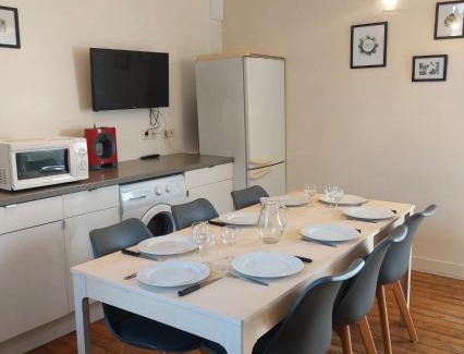 Dieppe Apartamento | Les Belles Terrasses Dieppe ,3 appartements , LE VEGETAL de 1 à 8 personnes , LE TROPICAL de 1 à 6 personnes , LE FLORAL avec TERRASSE de 1 à 3 personnes , quartier calme au stationnement gratuit à coté de l'avenue verte