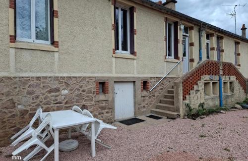 Lapalisse Apartamento | Les Bleuets