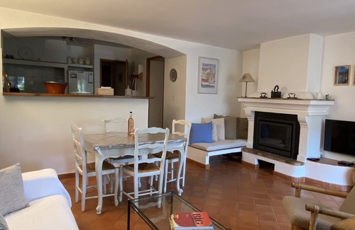 Ramatuelle Apartamento | *** Les BOUTINELLES * Magnífico apartamento en LA FERME DU MOULIN ROUX