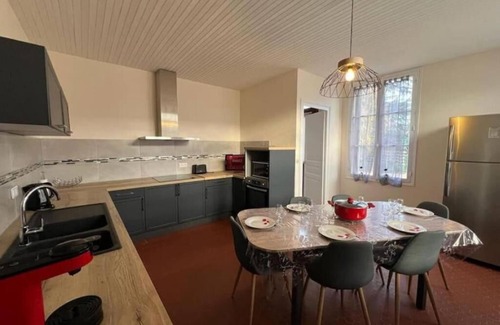 Mareuil-sur-Cher Apartamento | LES BOUTONS D'OR (4 TO 6 PEOPLE) + SWIMMING POOL