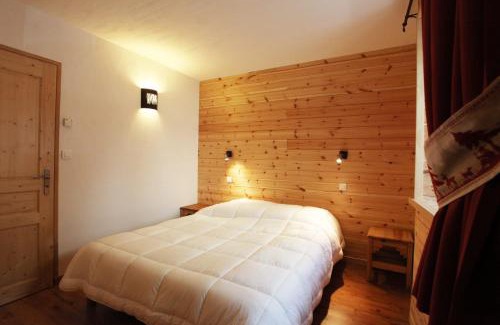 Villar-d'Arene Apartamento | Les Cabasses 6 - Accommodation in a village house