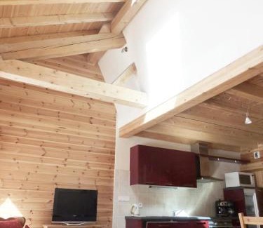 Villar-d'Arene Apartamento | Les Cabasses 8 - Housing in a village house