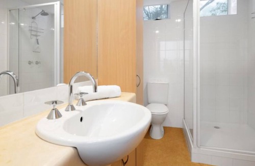 Falls Creek Apartamento | Les Chalet 21 - Modern Convenient Apartment. All Youll Need & More