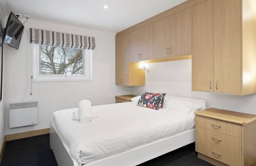 Falls Creek Apartamento | Les Chalet 21 - Modern Convenient Apartment. All Youll Need & More